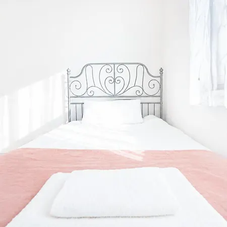2 Bedroom Flat Bonnevoie - Sleeps 7 Luxemburg