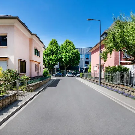 2 Bedroom Flat Bonnevoie - Sleeps 7